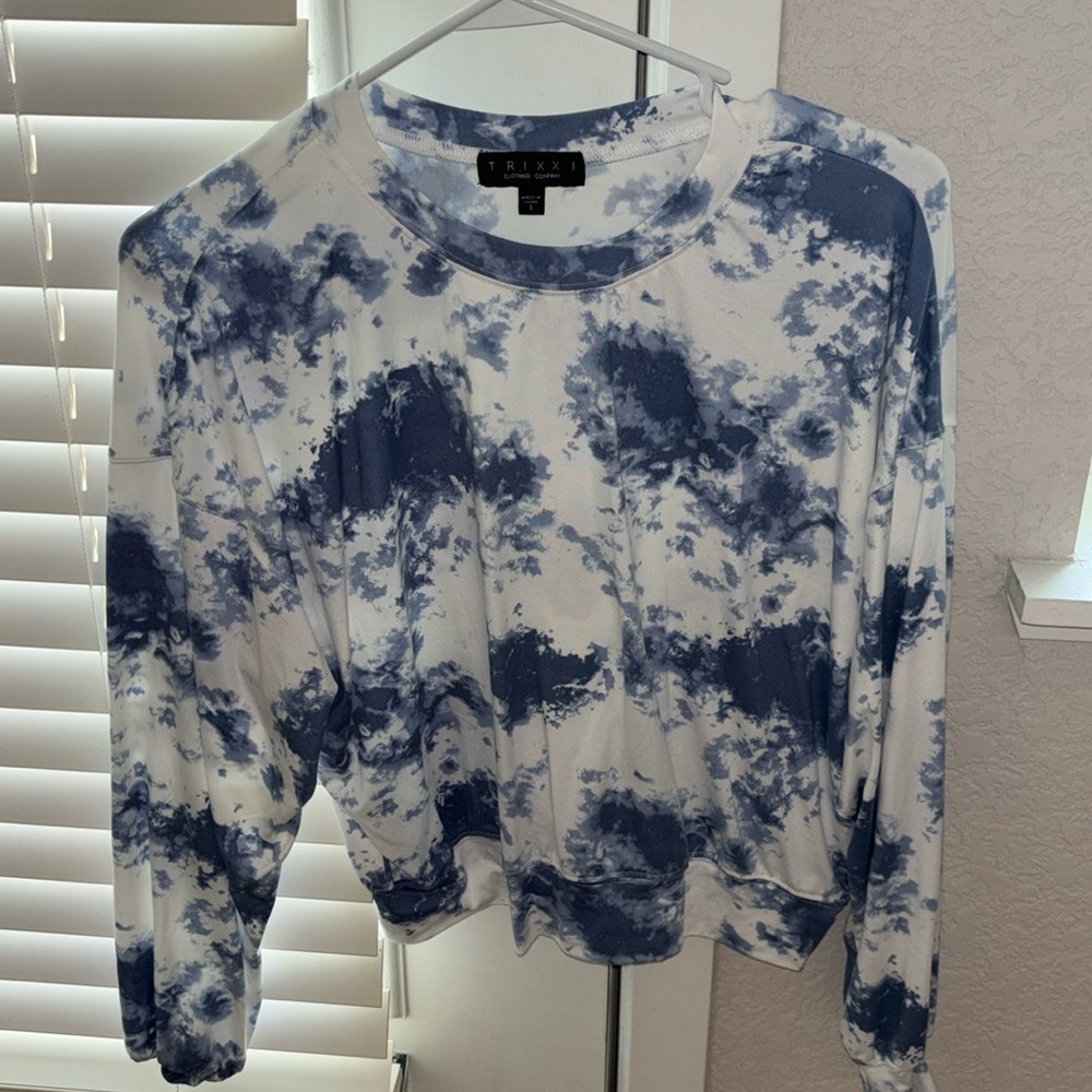 Multicolored cropped long sleeve T shirt